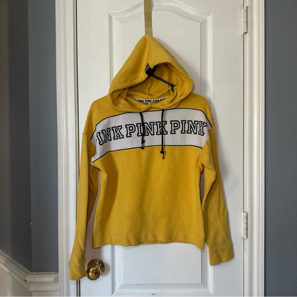 Pink Victorias Secret Pullover Hoodie Yellow‎ Size xs